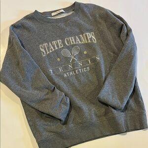 Aeropostale Gray Crewneck Sweatshirt with Tennis Graphic